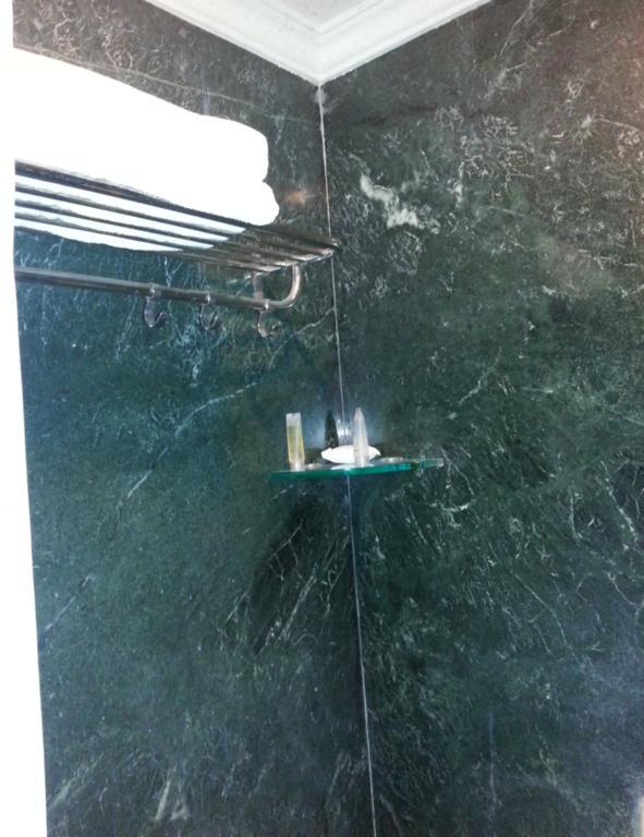 Hotel Srimaan Pune Bagian luar foto