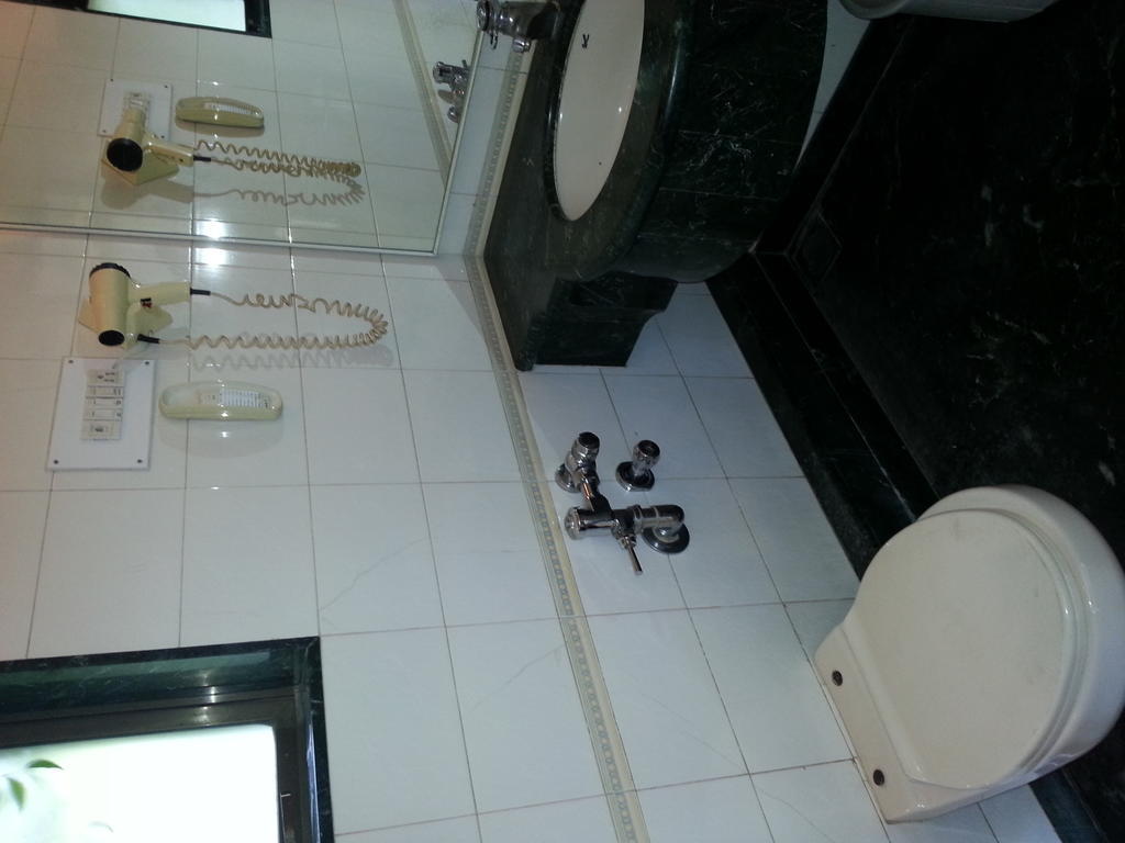 Hotel Srimaan Pune Bagian luar foto