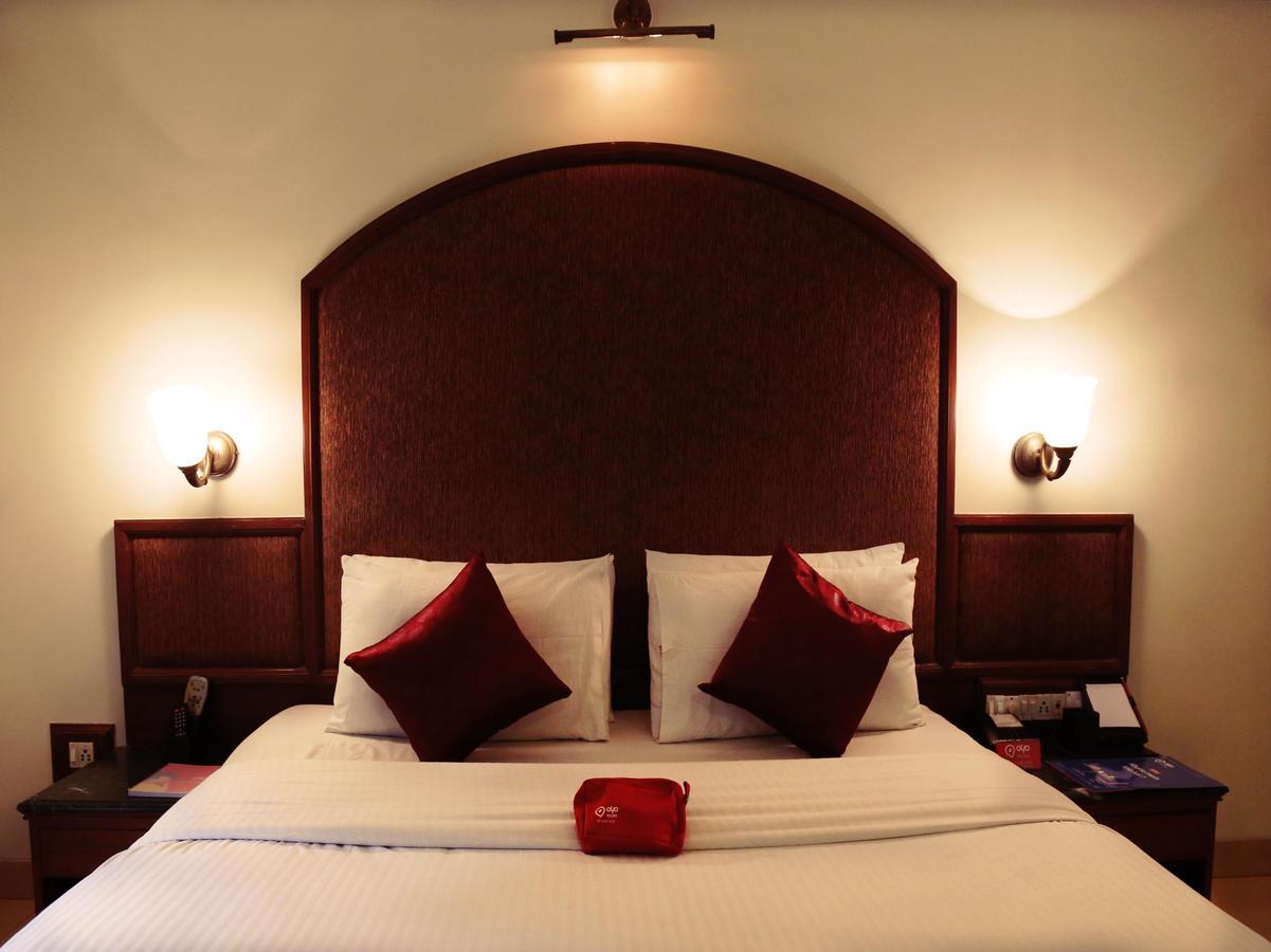 Hotel Srimaan Pune Bagian luar foto