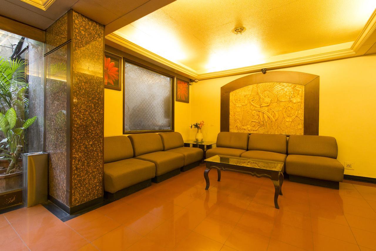 Hotel Srimaan Pune Bagian luar foto