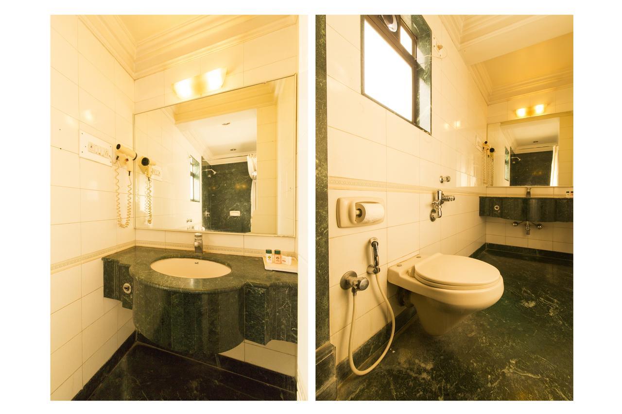 Hotel Srimaan Pune Bagian luar foto